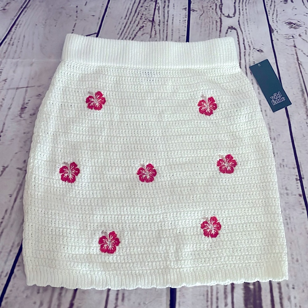 NWT XS Crochet Hawaiian Skirt